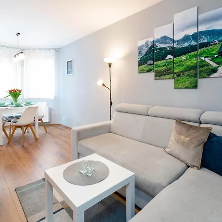 דירה Szept Lasu - Z Prywatnym Parkingiem - Space קרפאז'