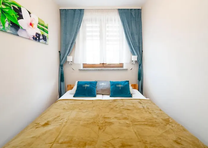 شقة Szept Lasu - Z Prywatnym Parkingiem - Space *