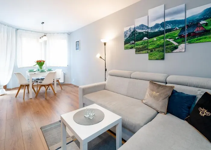 شقة Szept Lasu - Z Prywatnym Parkingiem - Space كارباش